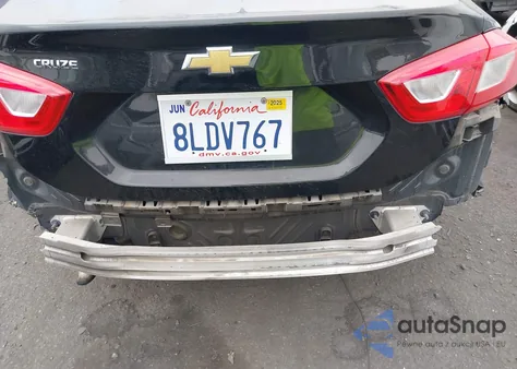 2017 Chevrolet Cruze Ls Auto z USA, uszkodzony, nr VIN 1G1BC5SM6H7149182